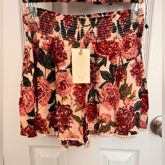 Mia Joy Floral Two-Piece Set with Ruffle Top XS - Picture 4 of 4